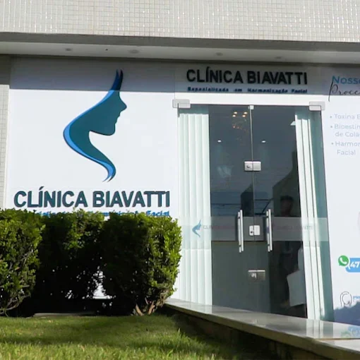Fachada da Clínica Biavatti no Centro de Itajaí